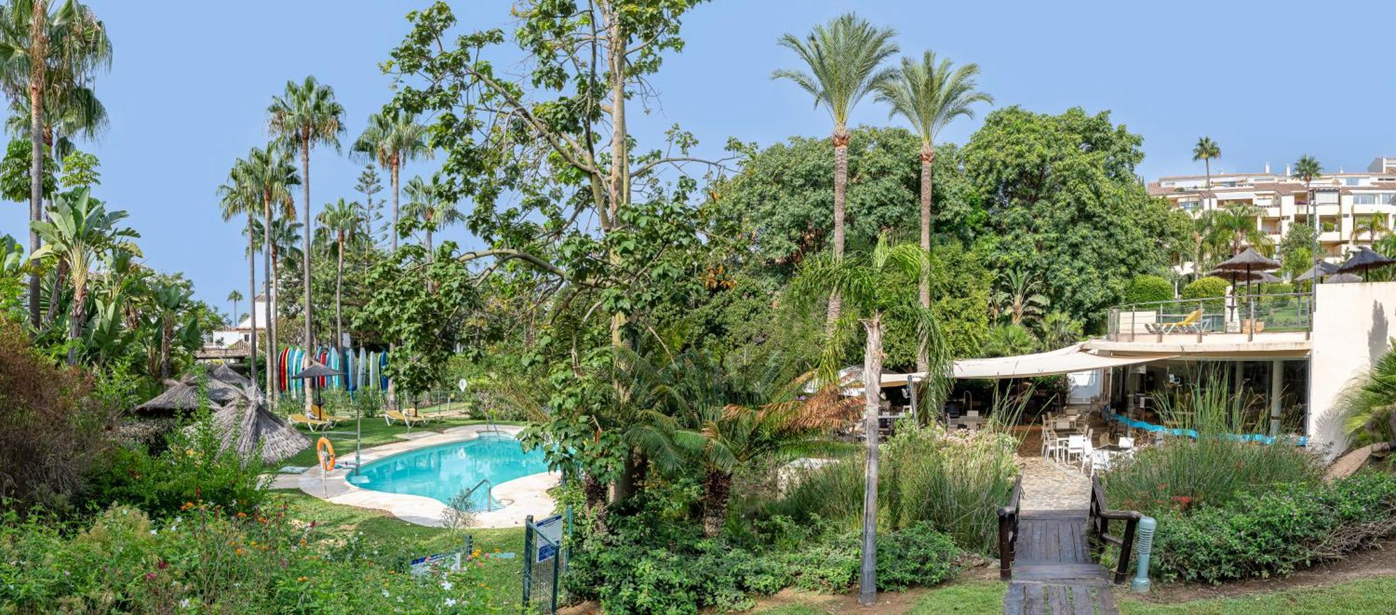 Apartemen Spacious 3 Bedrooms At Brisas Marbella